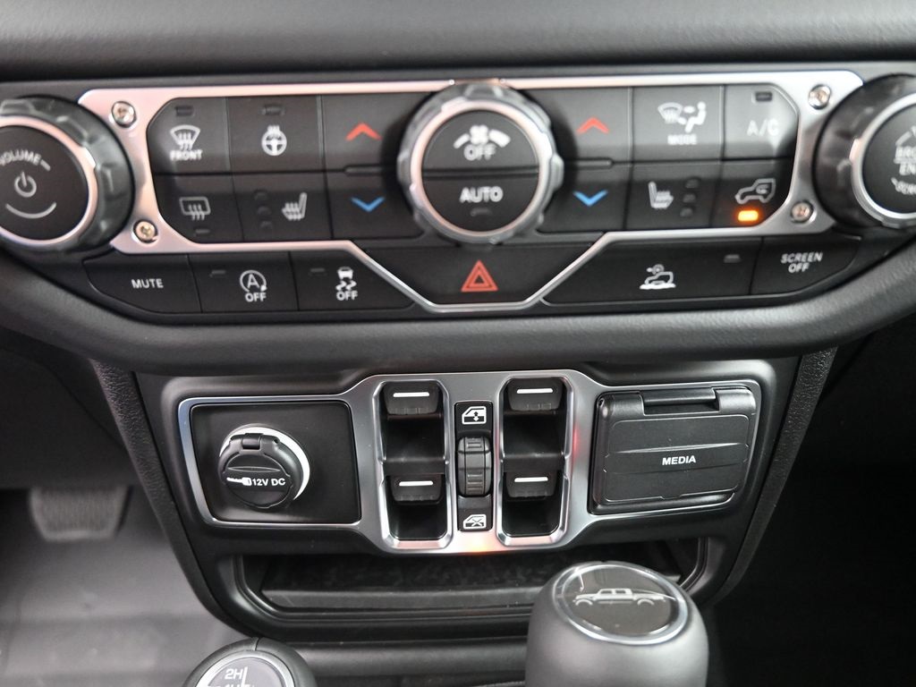 2025 Jeep Gladiator Sport photo 7