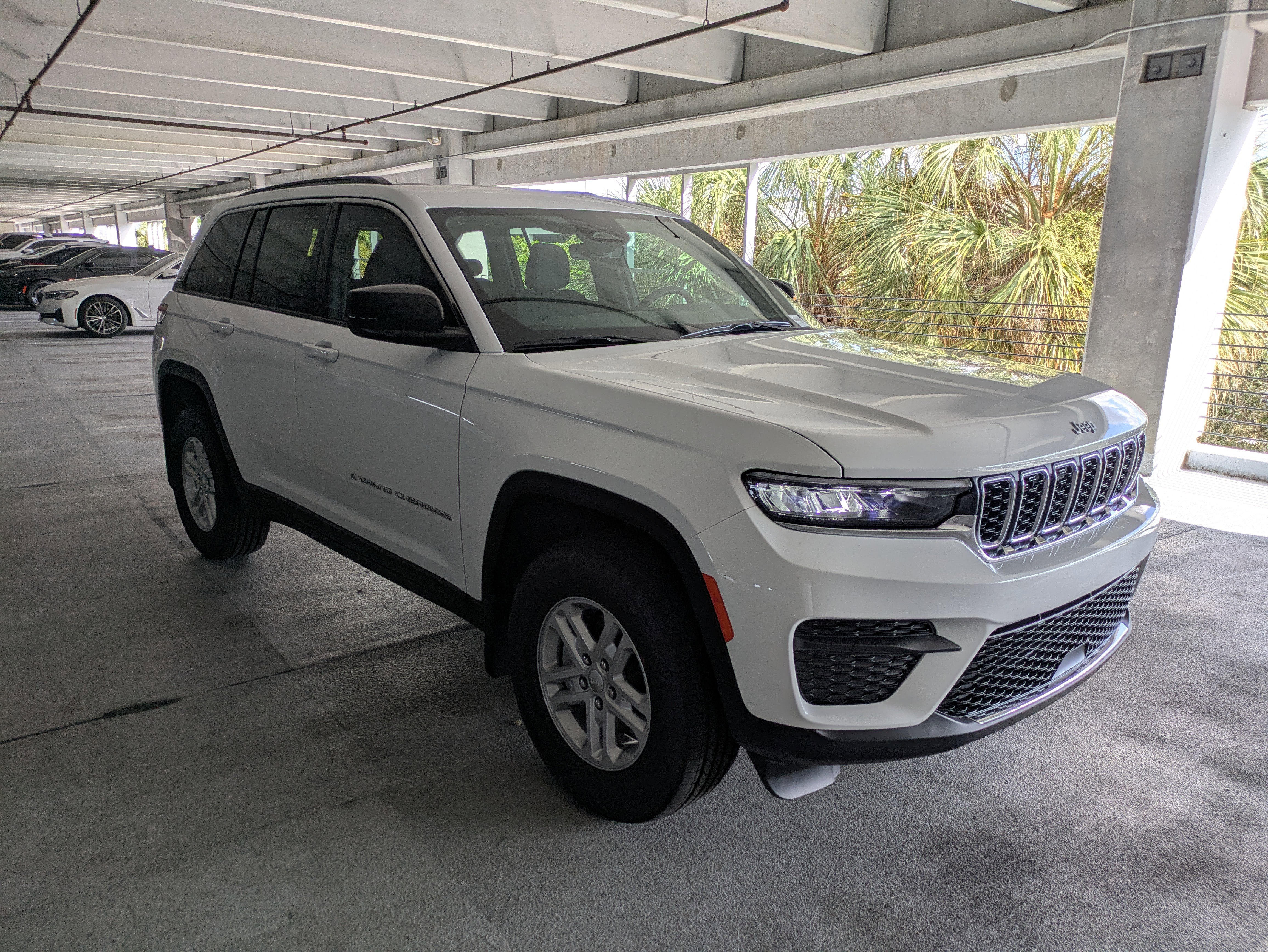 2025 Jeep Grand Cherokee Laredo's photo