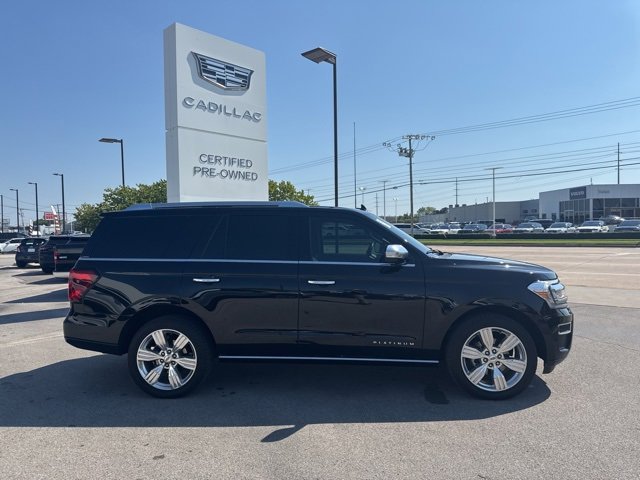 2023 Ford Expedition Platinum photo 3