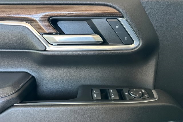2024 Chevrolet Silverado 1500 RST photo 11