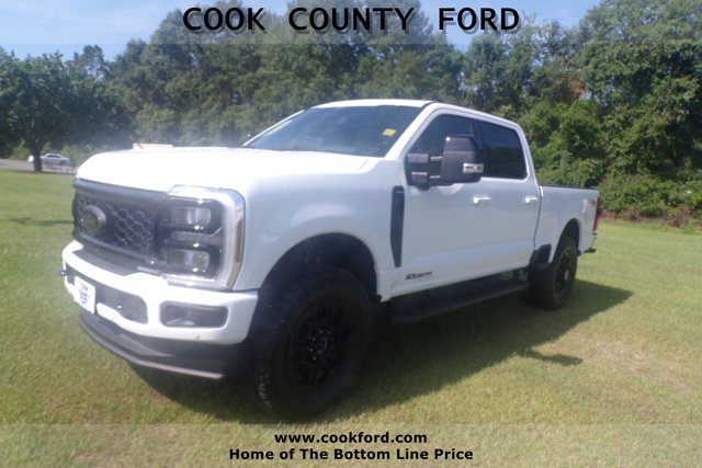 2025 Ford F-250 Lariat photo 3