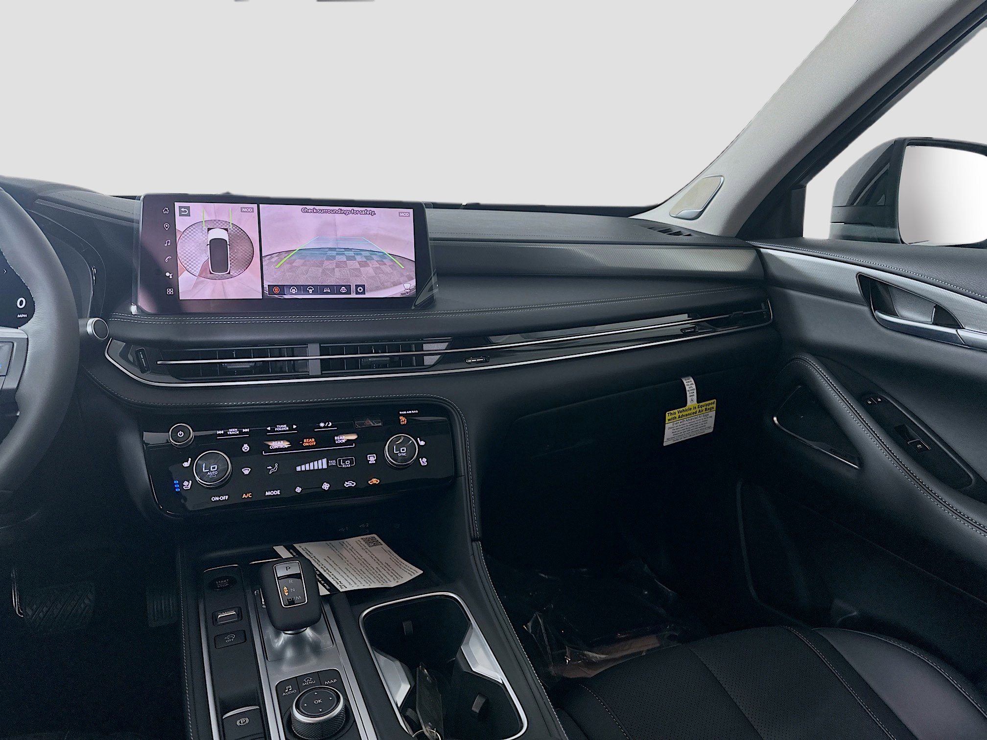 2026 Infiniti QX60 Luxe photo 13