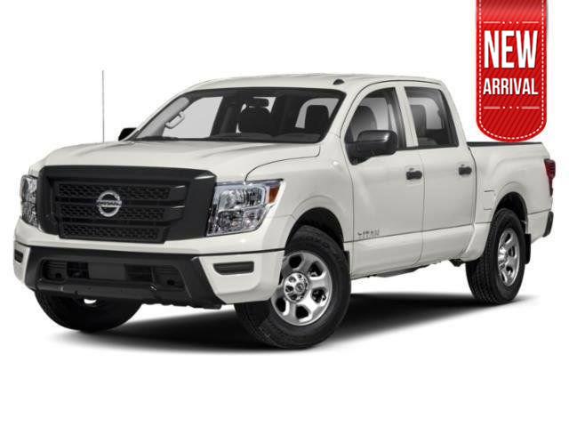 2022 Nissan Titan S's photo