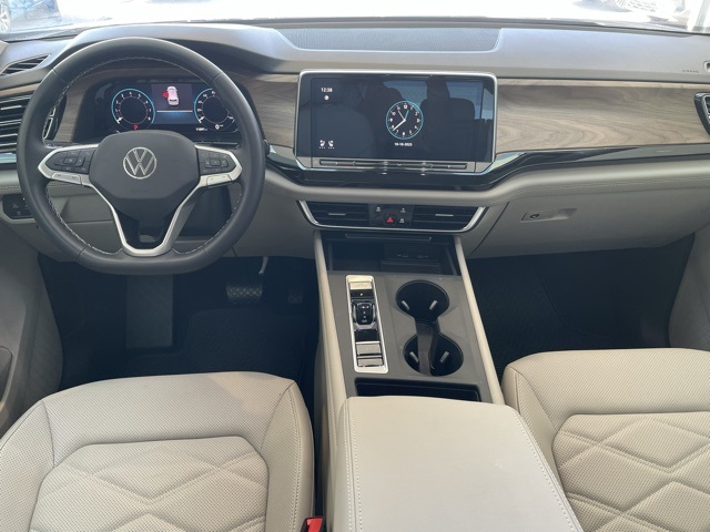 2024 Volkswagen Atlas SE photo 4