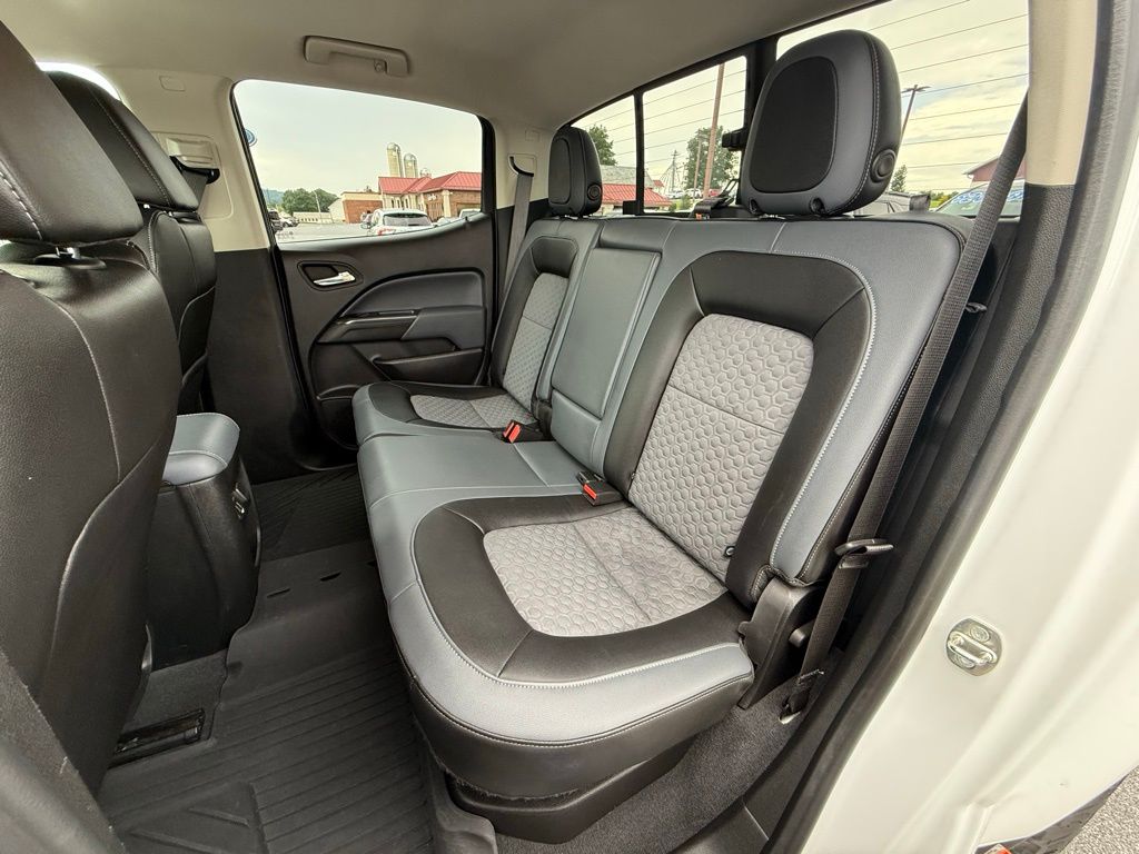 2020 Chevrolet Colorado Z71 photo 24