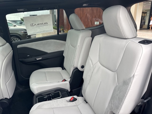 2025 Lexus TX 350 Luxury photo 43