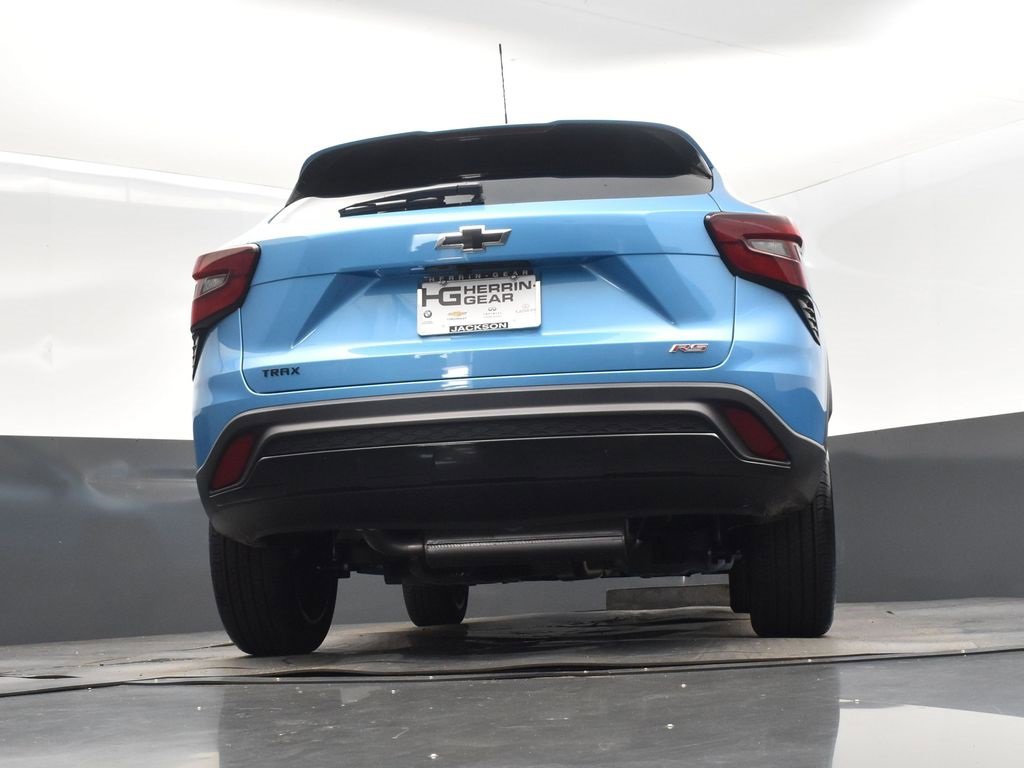 2025 Chevrolet Trax photo 38
