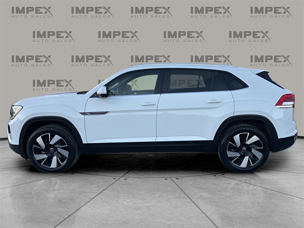 2025 Volkswagen Atlas Cross Sport SE Technology photo 2
