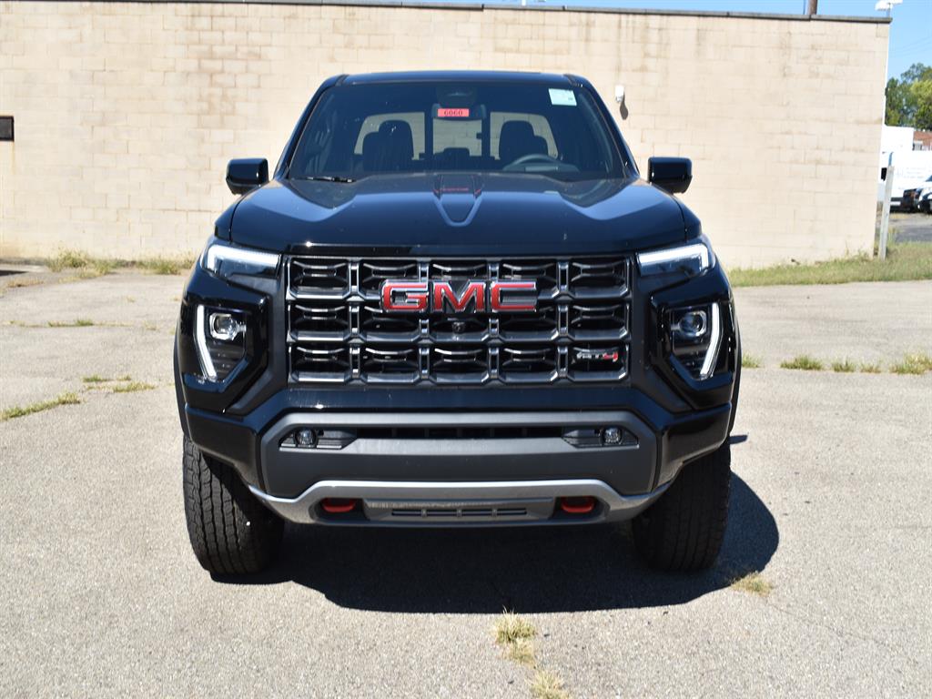 2026 Gmc Canyon AT4 photo 2