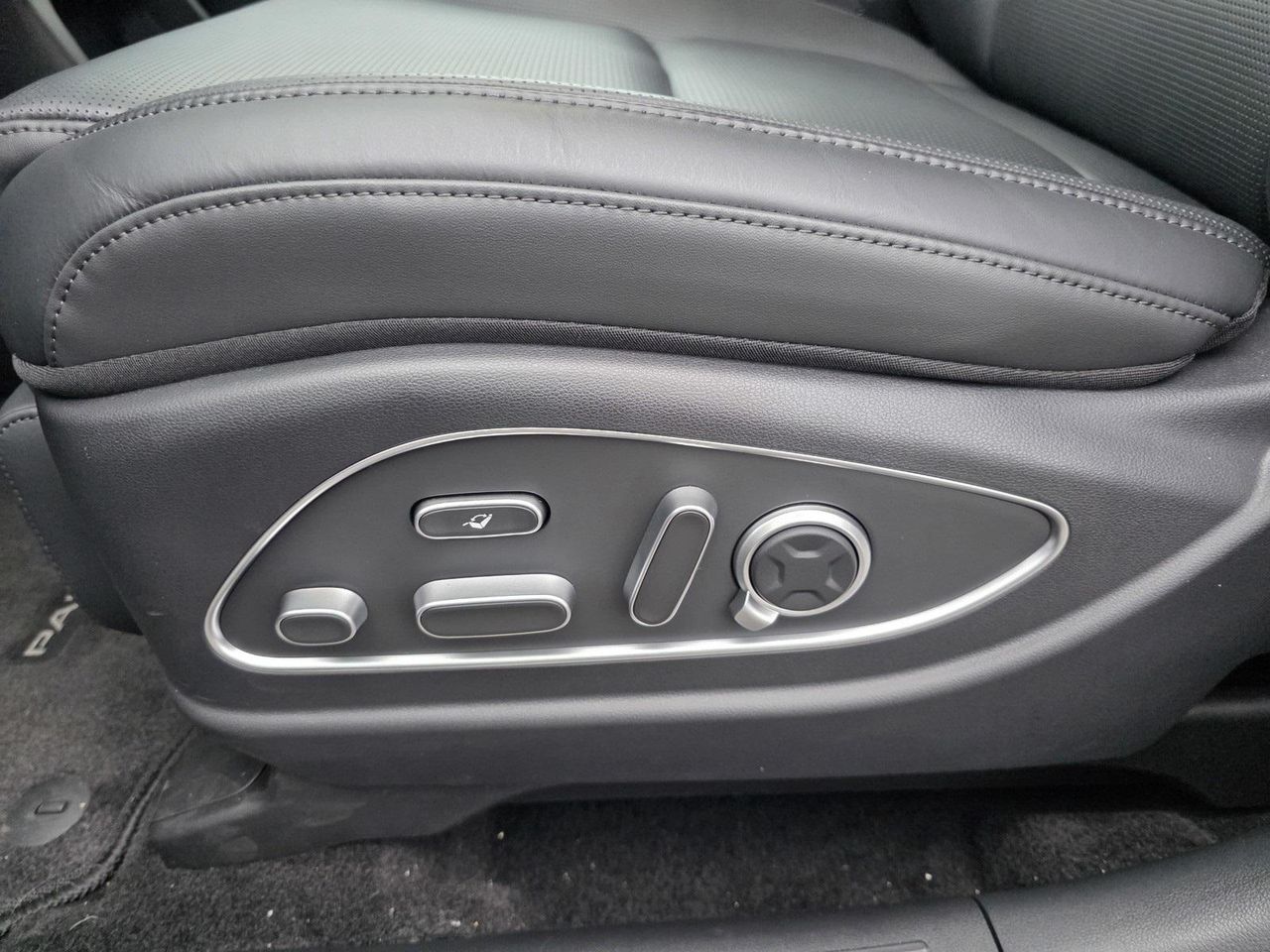 2026 Hyundai Palisade Calligraphy photo 22