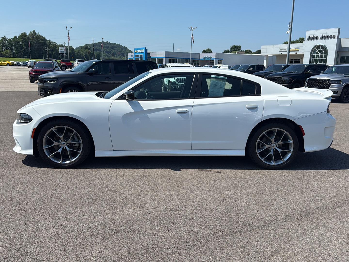 2023 Dodge Charger GT photo 3