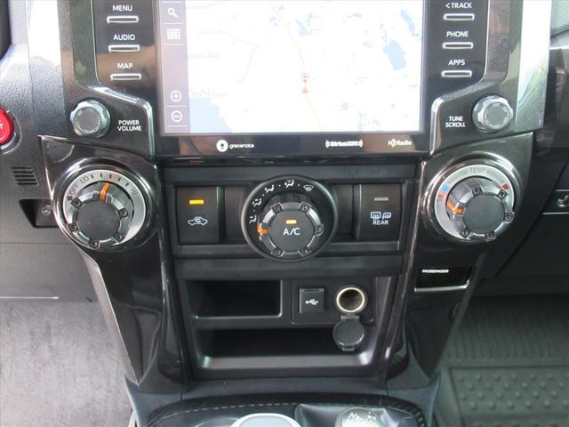 2023 Toyota 4Runner TRD Off-Road Premium photo 24