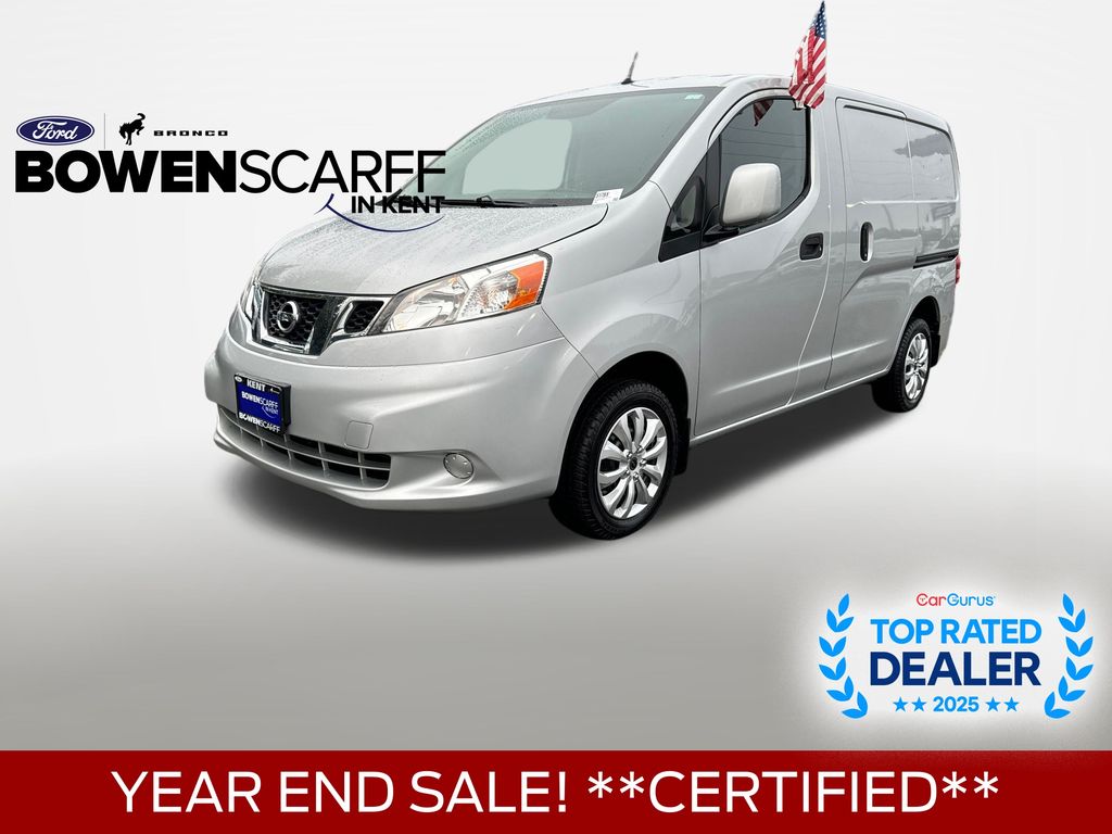 2017 Nissan NV200 SV's photo
