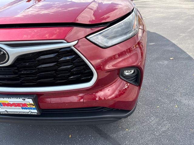 2021 Toyota Highlander XLE photo 37