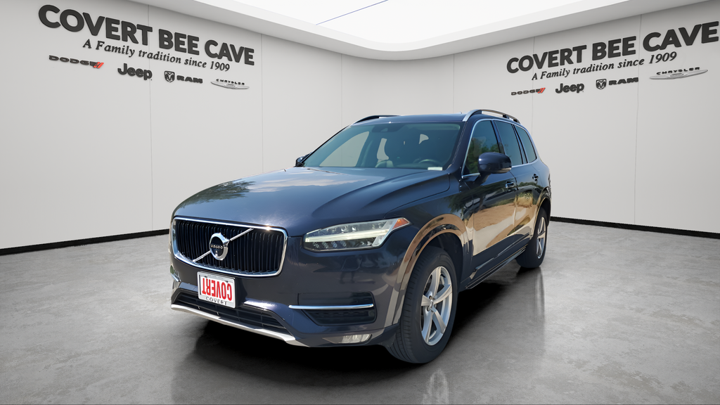 2017 Volvo XC90 T5 Momentum photo 2