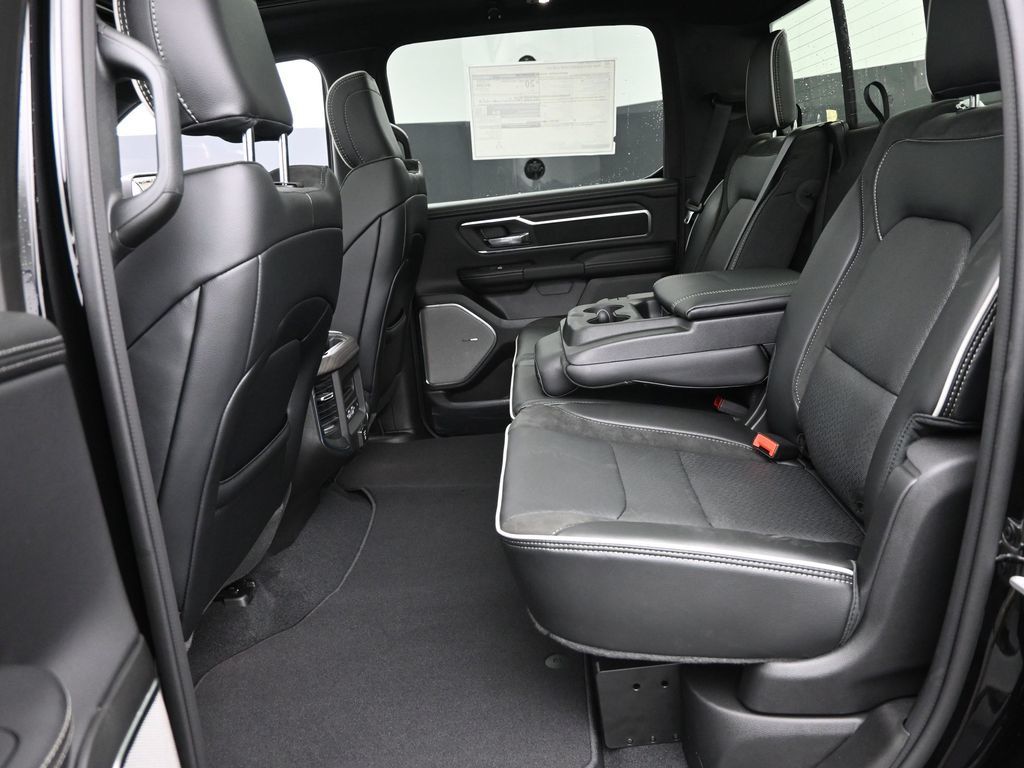 2026 Ram 1500 Laramie photo 9