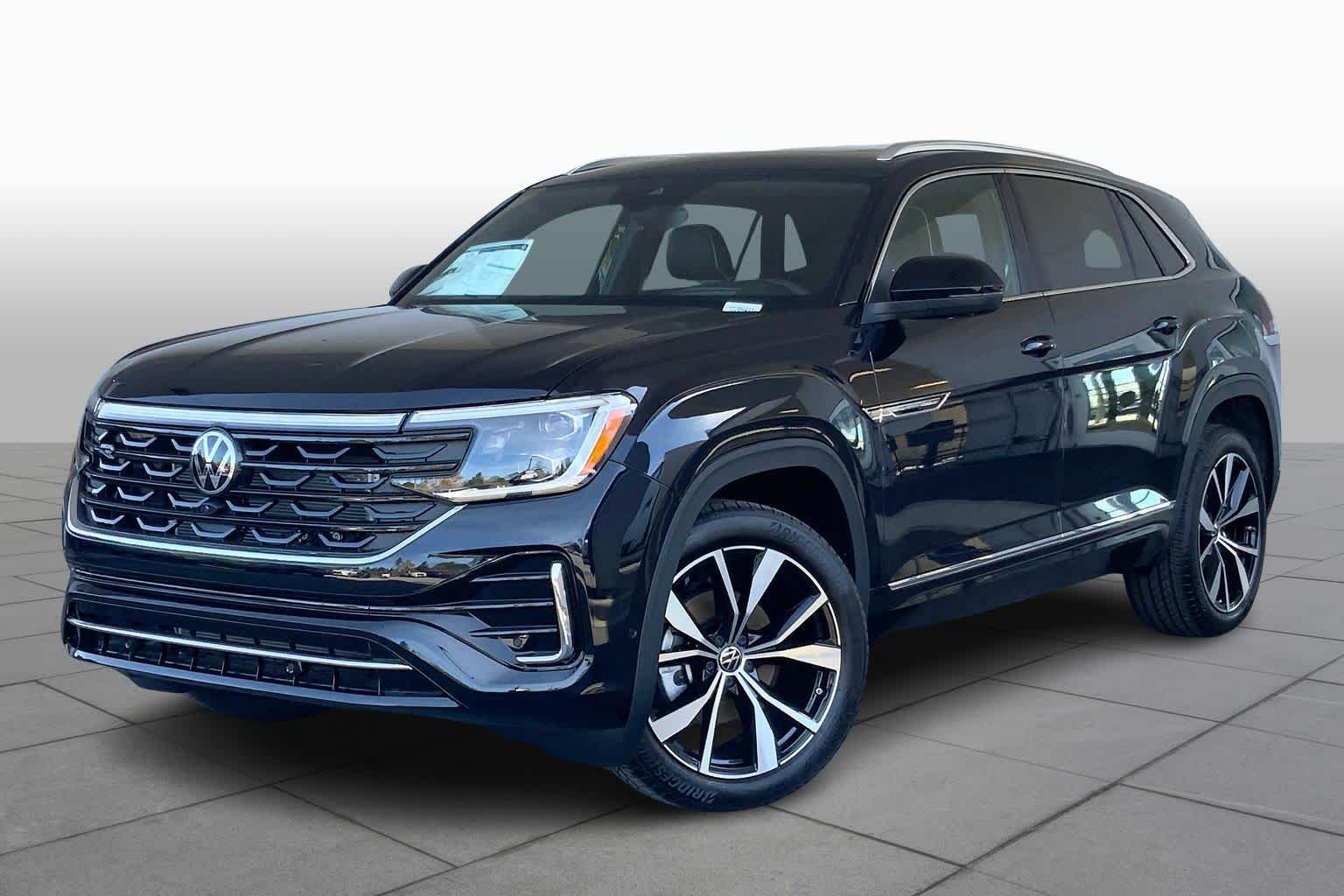 2026 Volkswagen Atlas Cross Sport SEL Premium R-LINE's photo
