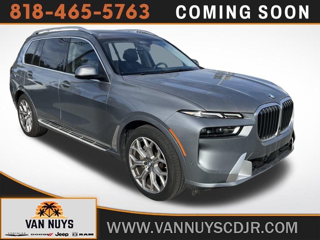 2024 BMW X7 40i's photo