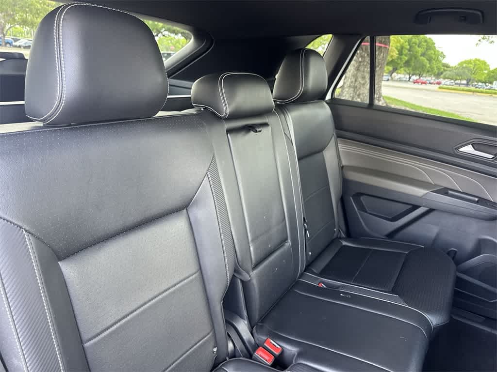 2021 Volkswagen Atlas Cross Sport V6 SE Technology photo 21
