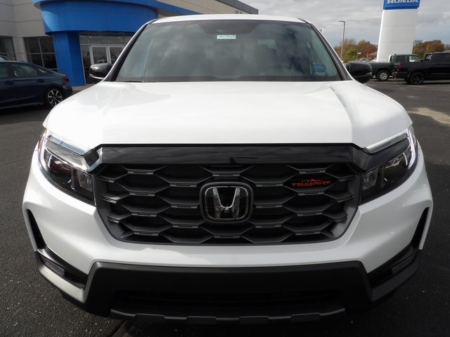 2025 Honda Ridgeline TrailSport photo 2