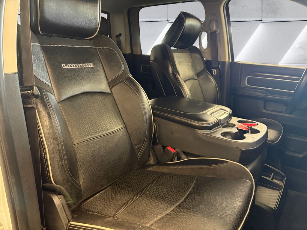 2024 Ram 2500 Laramie photo 14