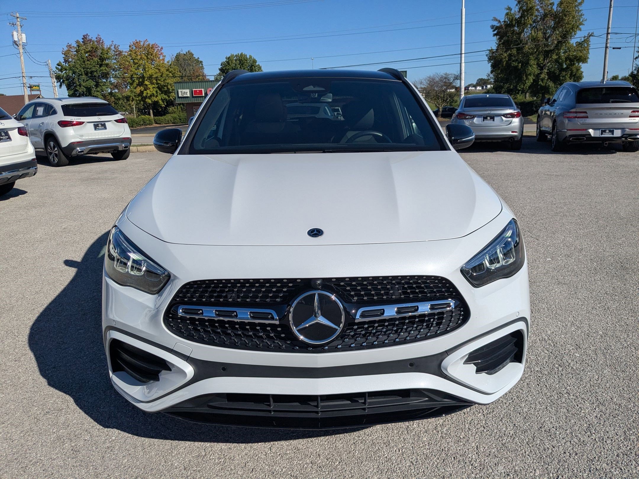 2024 Mercedes Benz GLA 250 photo 2