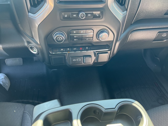 2024 Chevrolet Silverado 1500 Custom photo 10