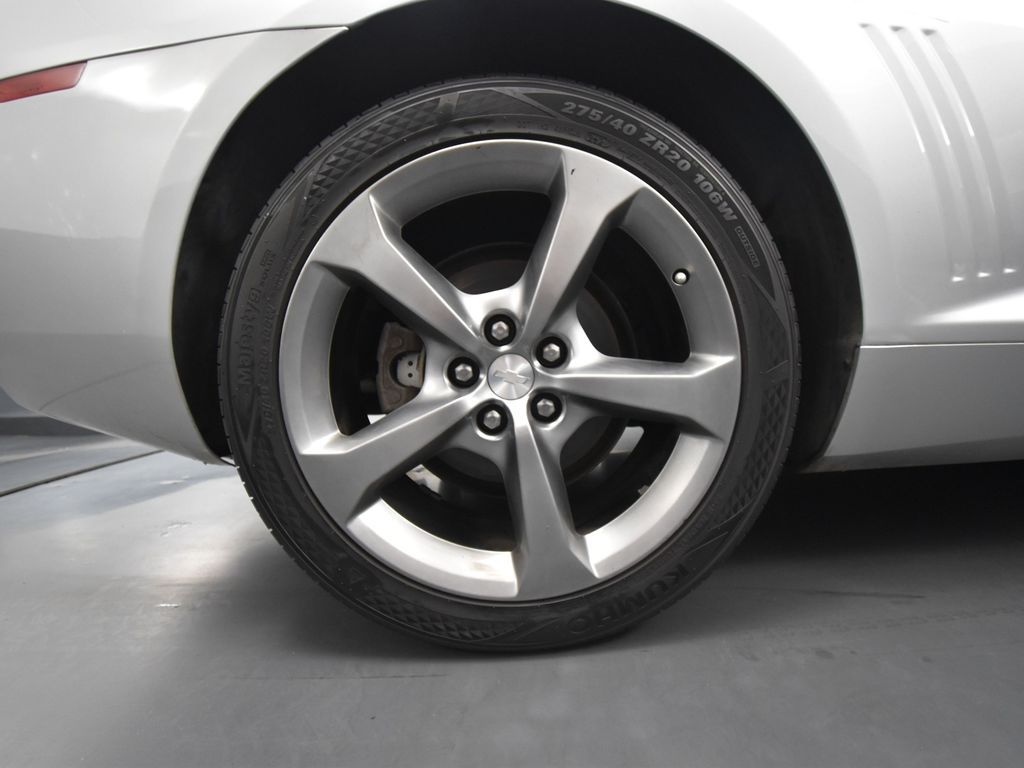 2013 Chevrolet Camaro 2LT photo 11