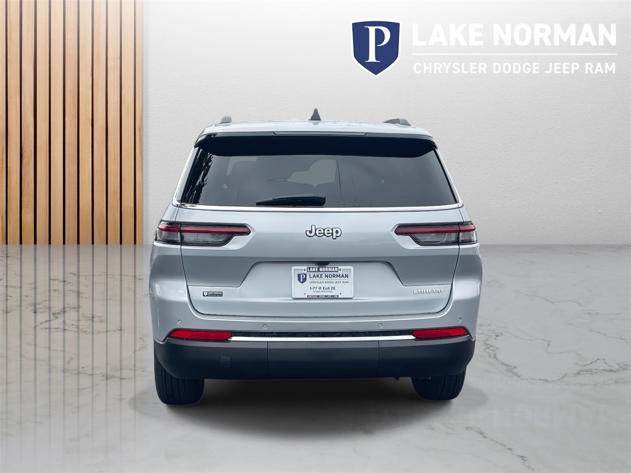 2025 Jeep Grand Cherokee Laredo X photo 7