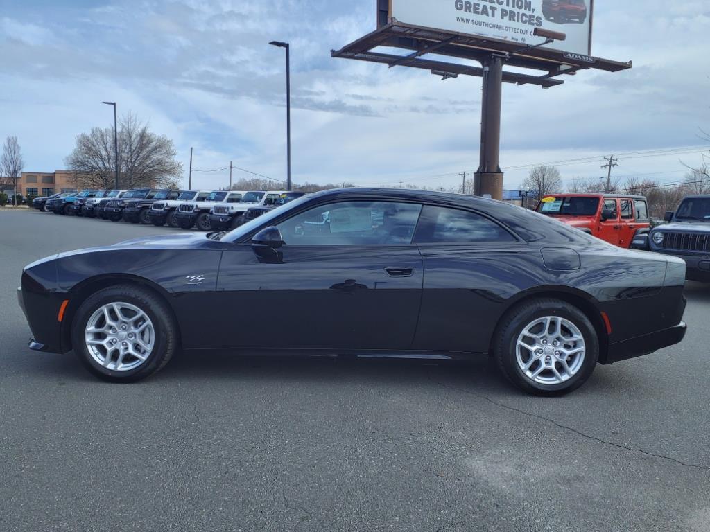 2025 Dodge Charger R/T photo 15