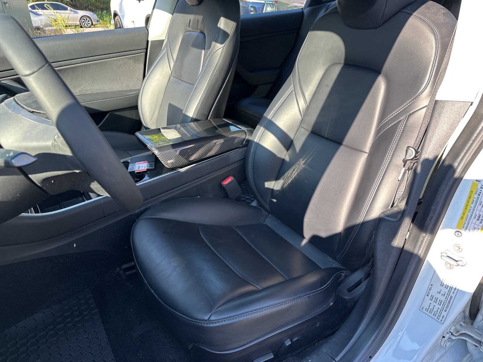 2019 Tesla Model 3 Standard Range Plus photo 8