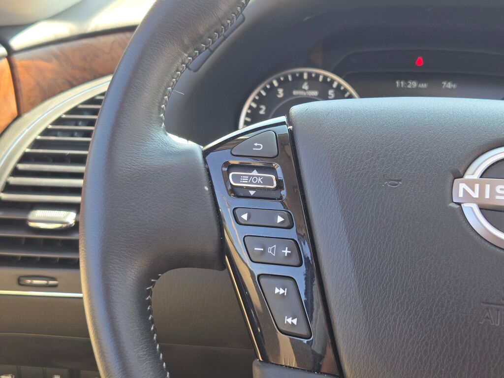 2024 Nissan Armada SL photo 28