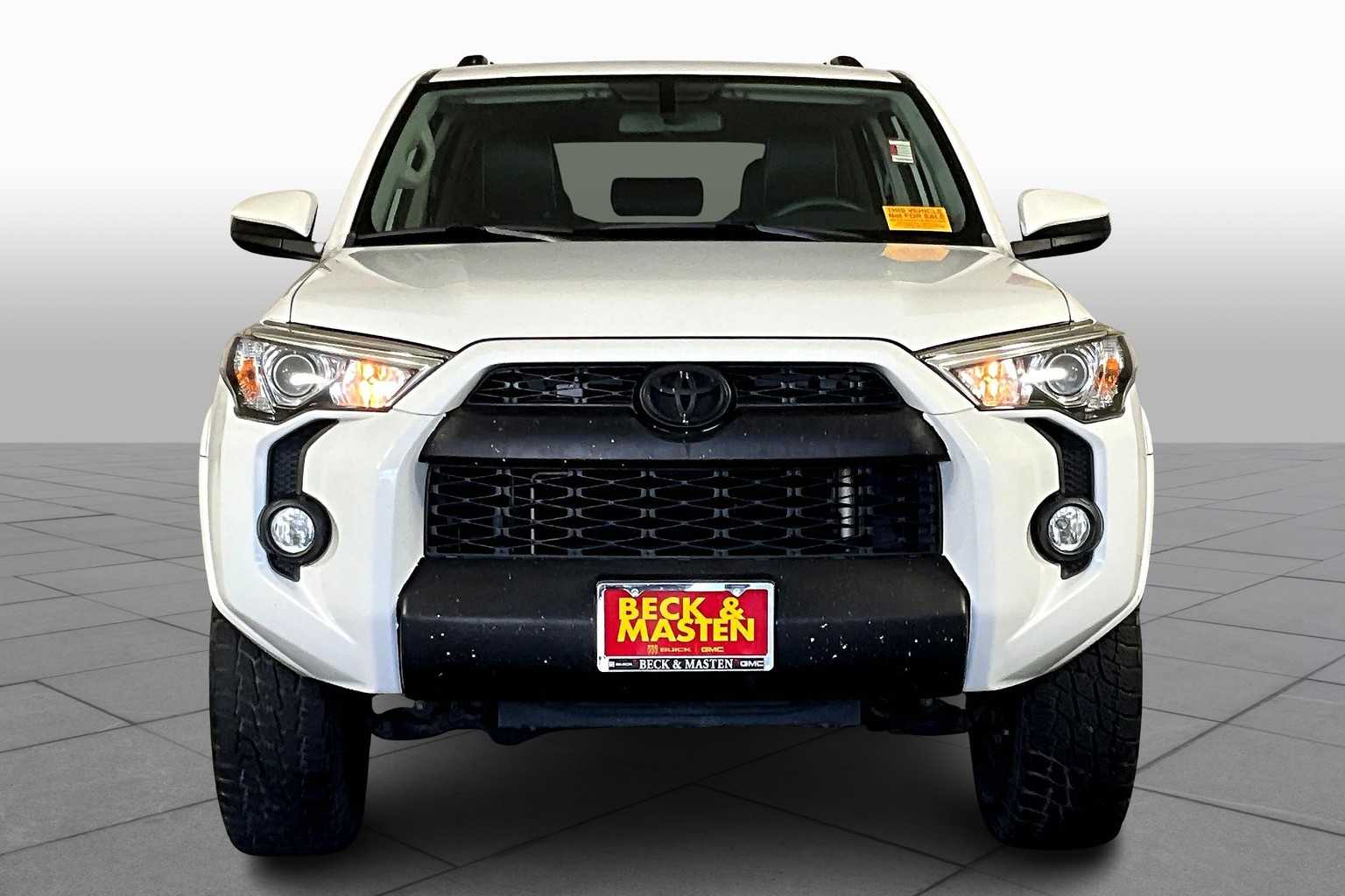 2018 Toyota 4Runner TRD photo 3