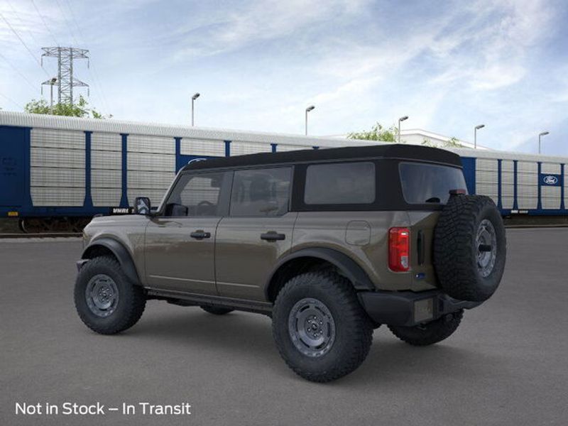 2025 Ford Bronco Base photo 4