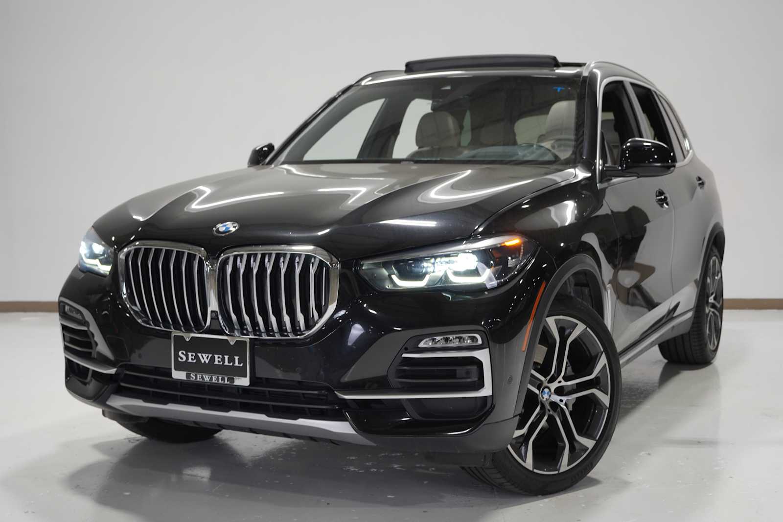 2020 BMW X5 40i's photo