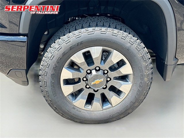 2025 Chevrolet Silverado 2500HD Custom photo 27