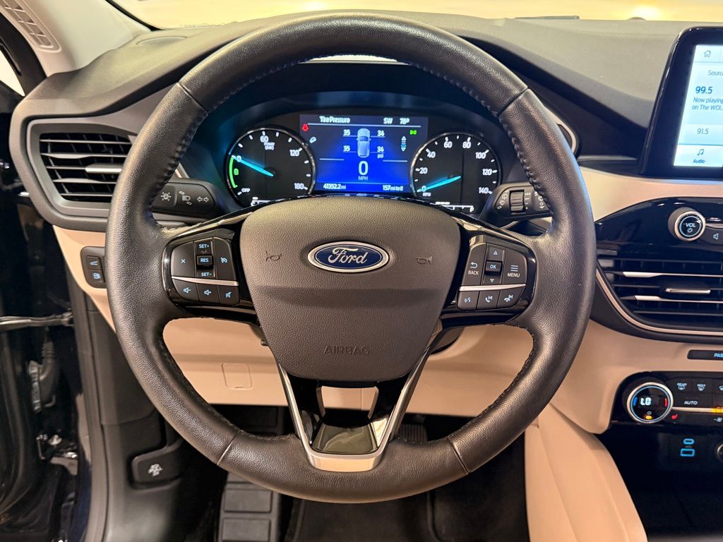 2021 Ford Escape Hybrid SEL photo 19