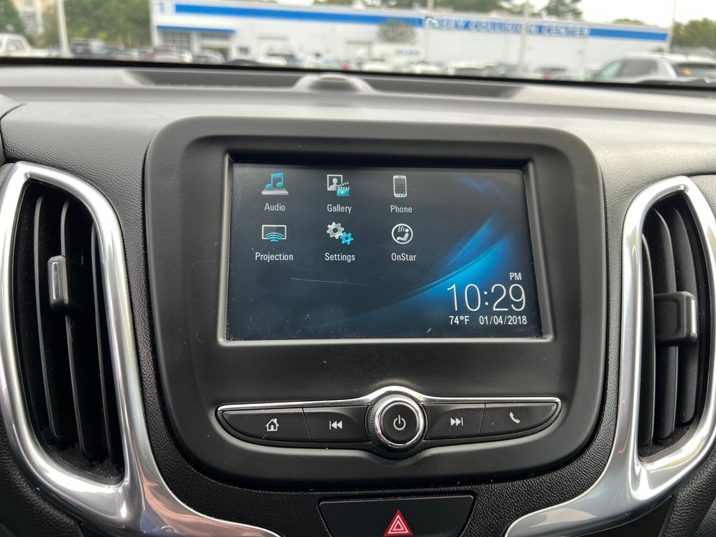 2018 Chevrolet Equinox LT photo 17