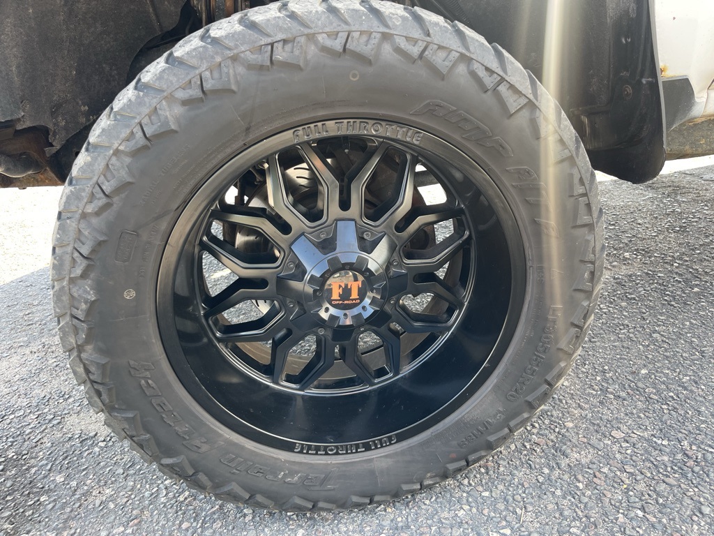2015 Chevrolet Silverado 2500HD LTZ photo 17