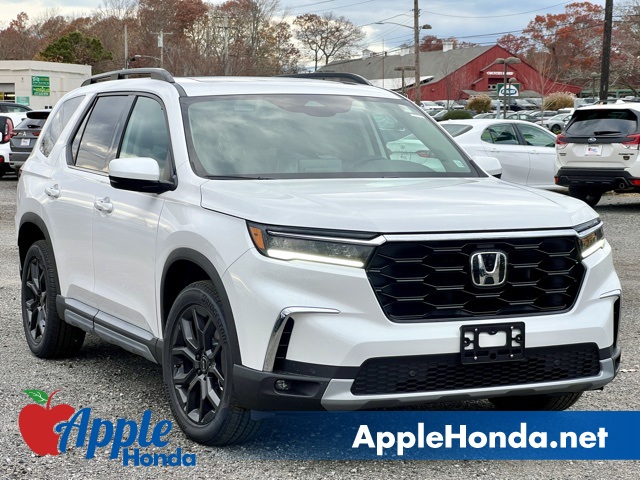 2025 Honda Pilot Touring's photo