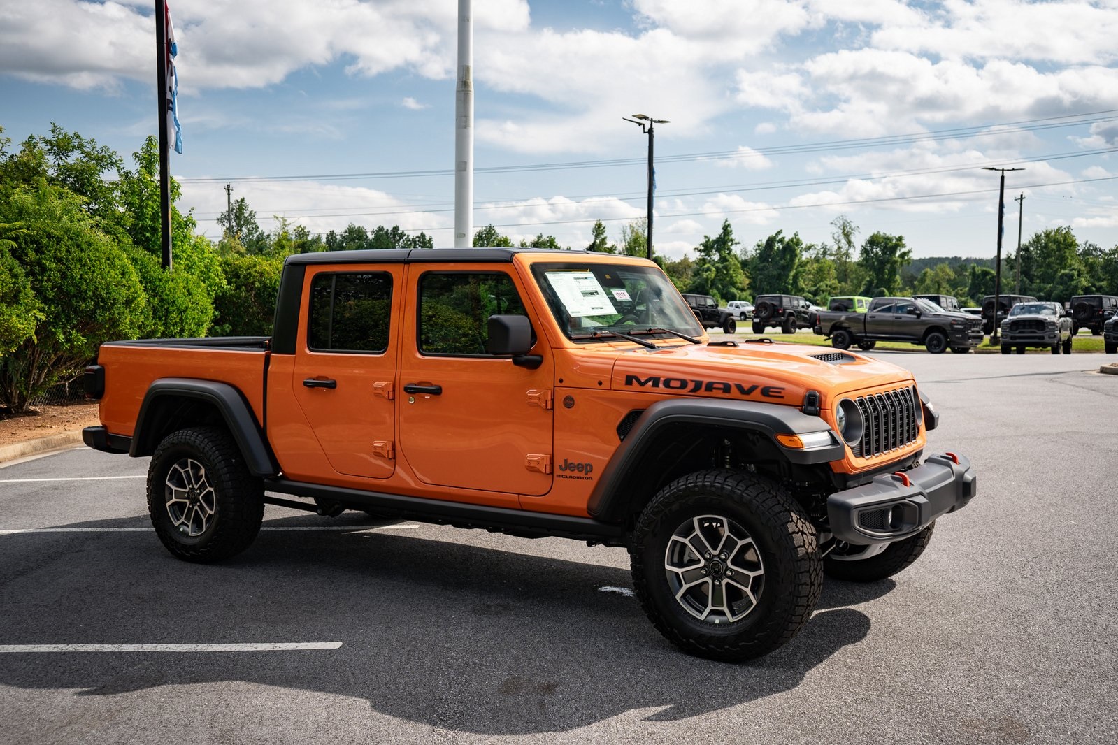 2025 Jeep Gladiator Mojave photo 12