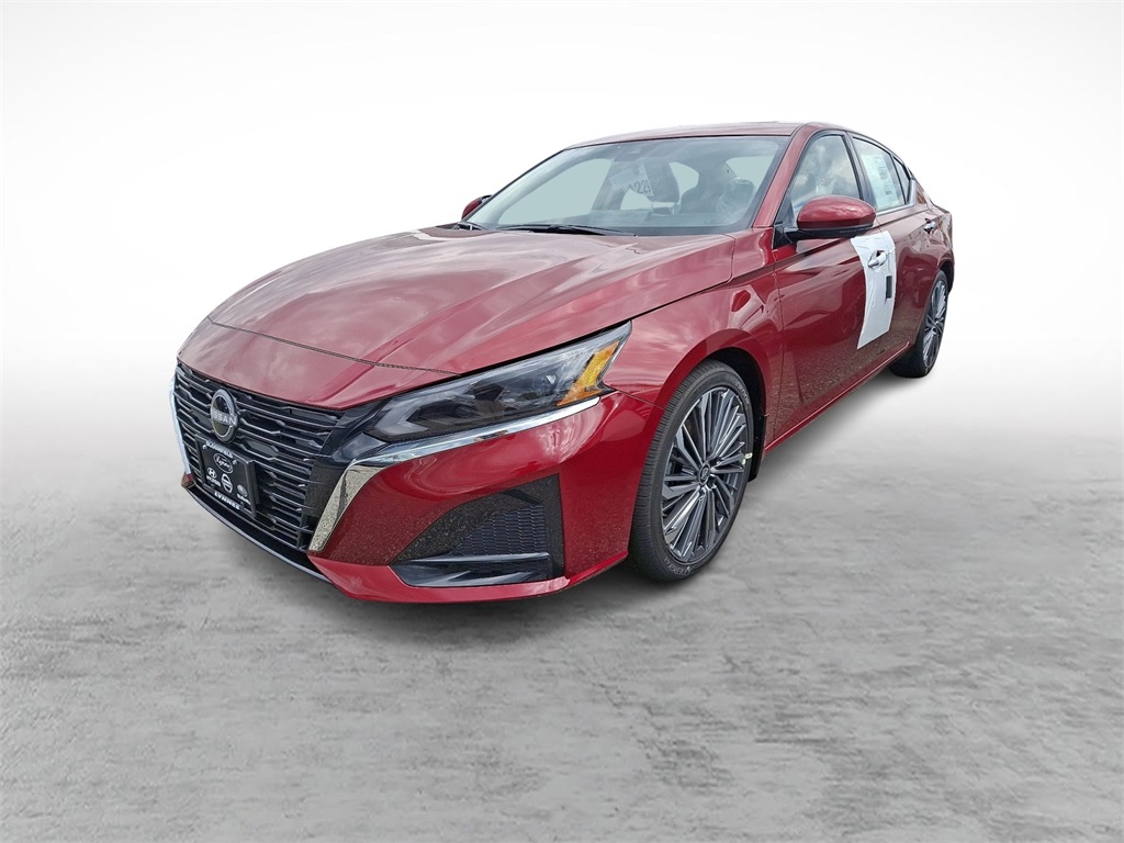 2025 Nissan Altima SL photo 3