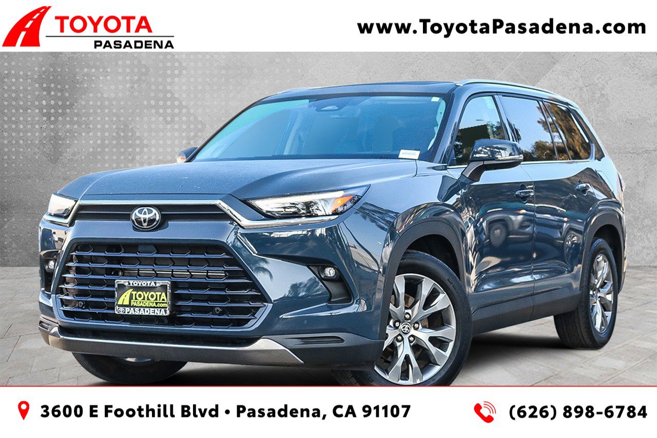 2024 Toyota Grand Highlander Limited's photo