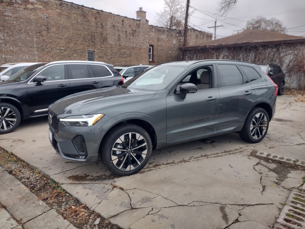 2026 VOLVO XC60 - Image 5