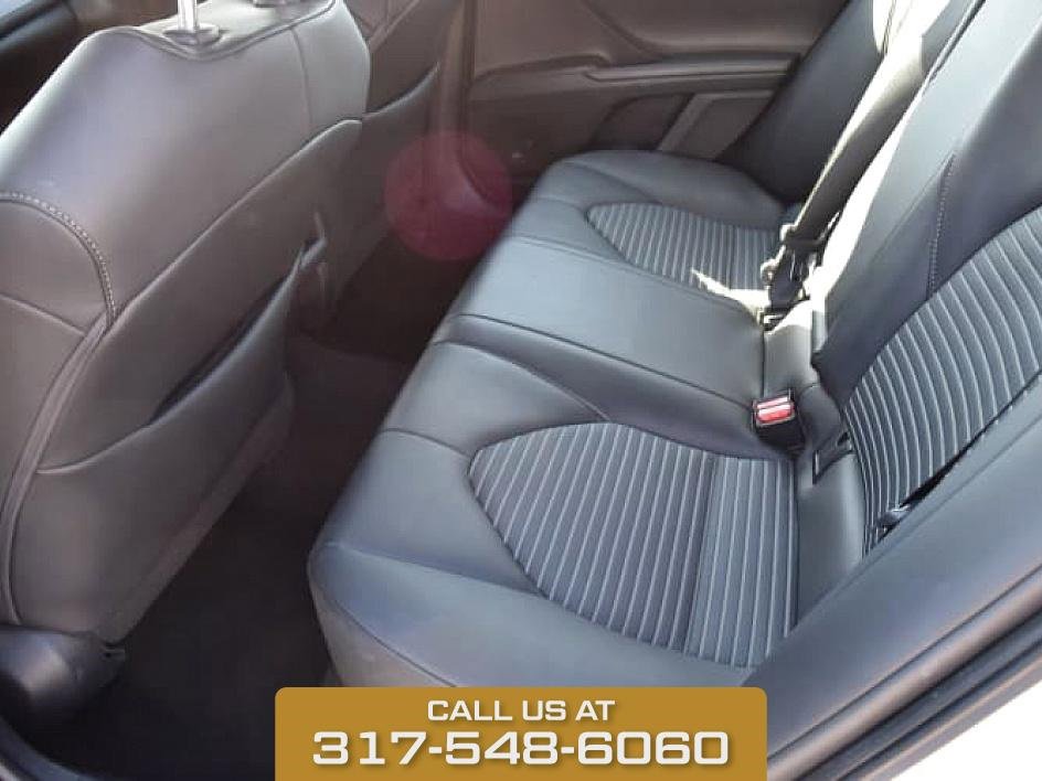 2024 Toyota Camry SE photo 13