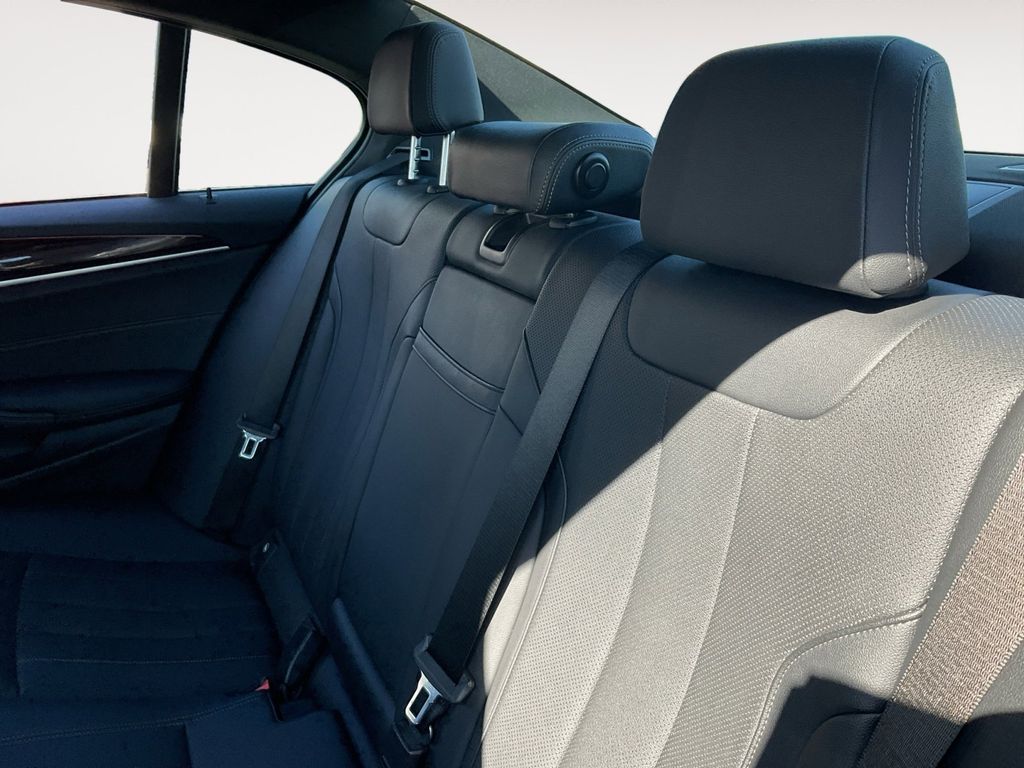 2022 Bmw 530e photo 27