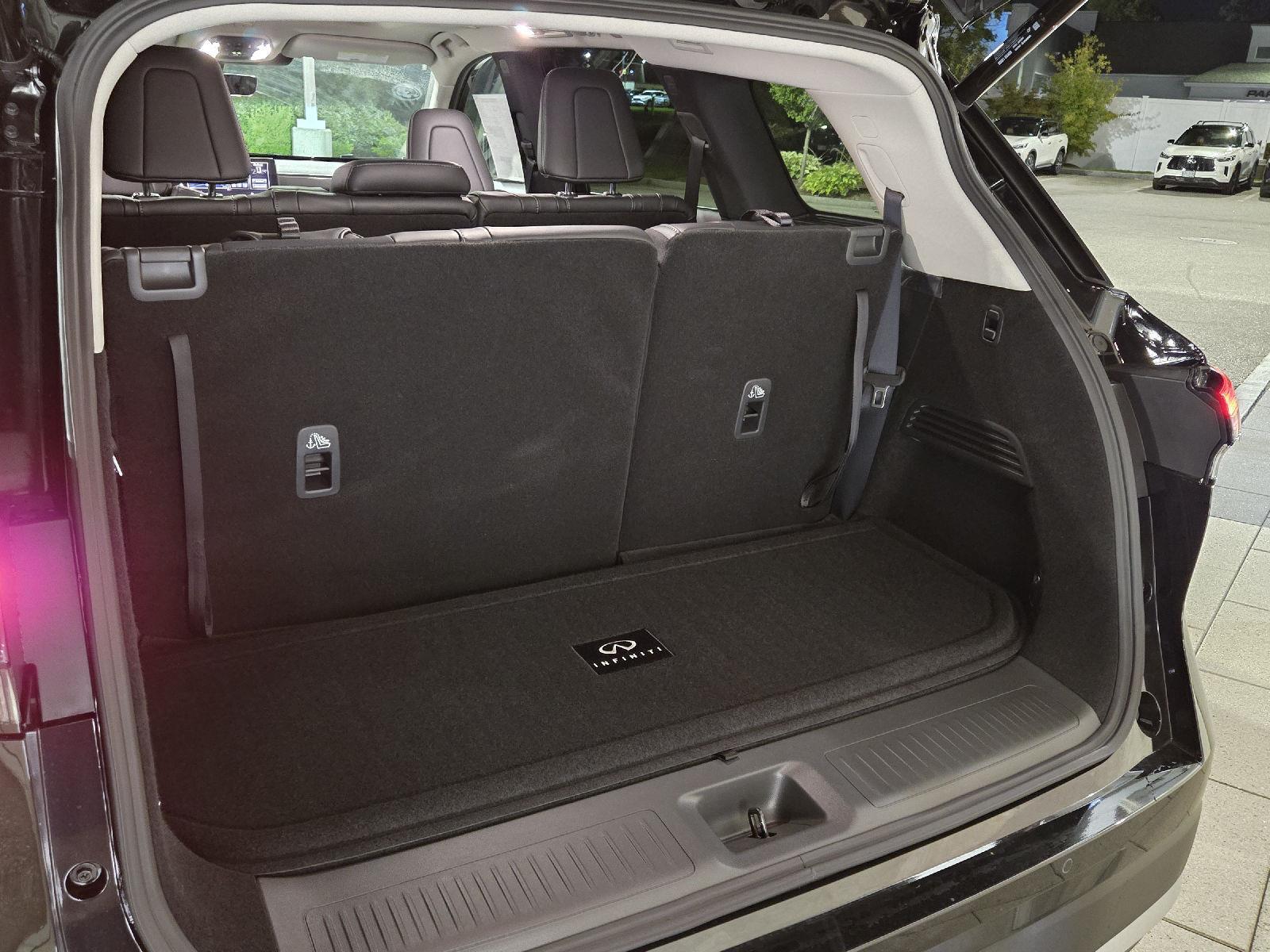 2026 Infiniti QX60 Luxe AWD photo 18