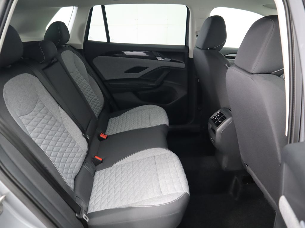 2025 Volkswagen Tiguan S photo 21