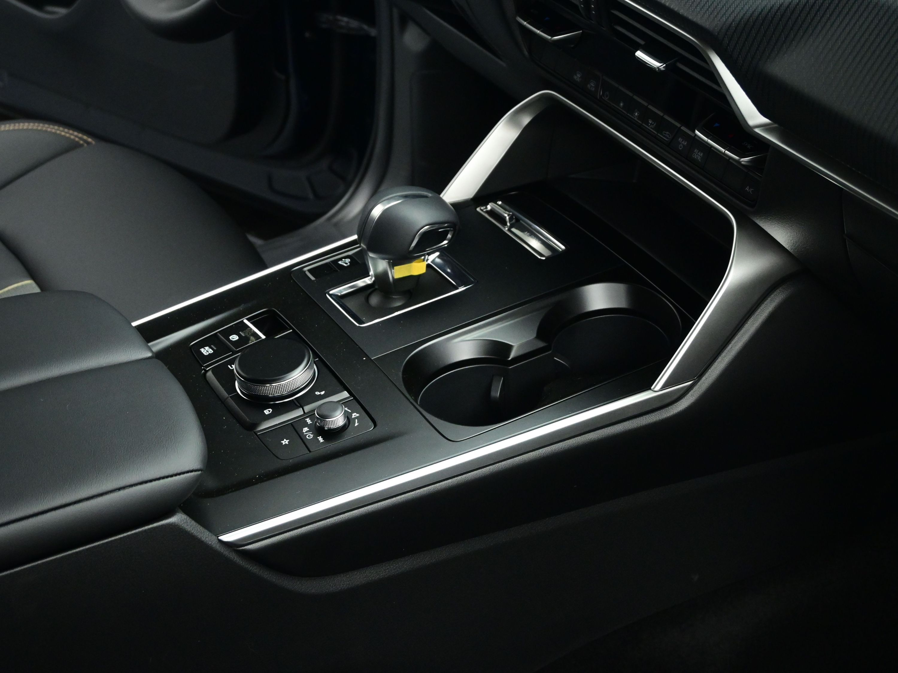 2025 Mazda CX-90 3.3 Turbo Select photo 32