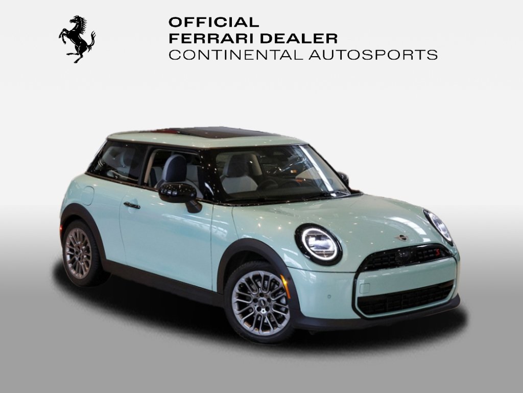 2025 MINI Hardtop 2 Door S's photo